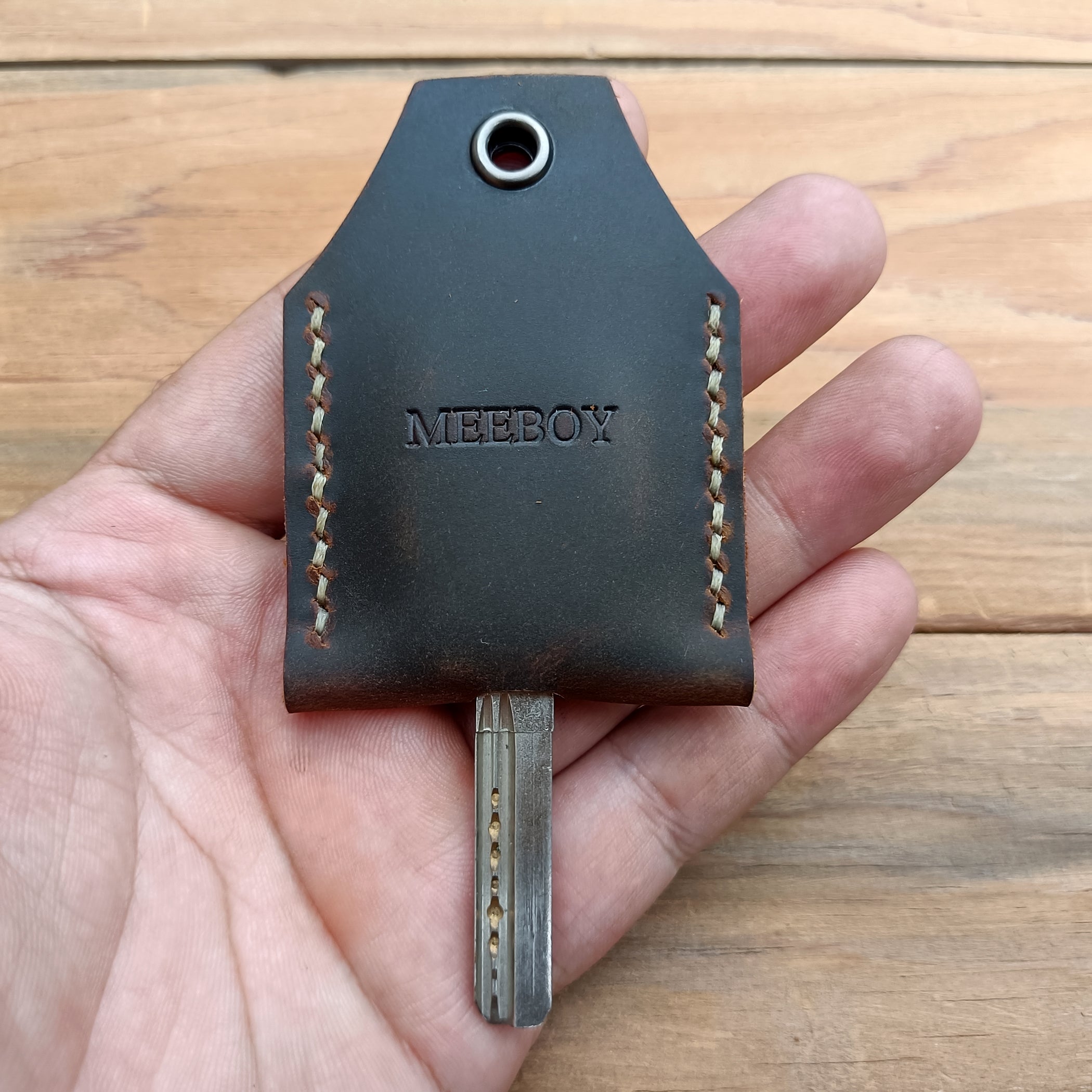 MEEBOY Leather Key Sleeve Key Ring Holder Vintage Cover Protective Key Case Covers Key protector handmade Keys Organizer